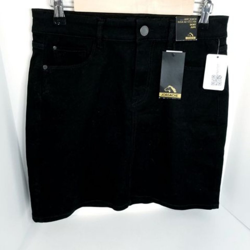 Jordache Luxe Touch Black Jean Skirt NWT